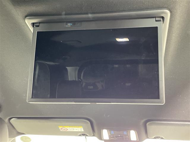 ヴォクシー S-Z 禁煙車 モデリスタエアロ 純正ナビ フルセグTV Bluetooth CD DVD USB フリップダウンモニター バックカメラ トヨタセーフティセンス オートクルーズコントロール オートハイビーム(17枚目)