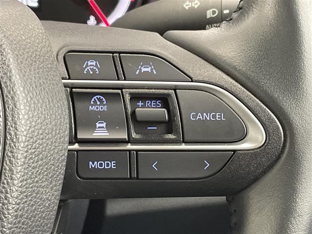 ヴォクシー Ｓ－Ｚ　禁煙車　純正ディスプレイオーディオナビ　Ｂｌｕｅｔｏｏｔｈ　バックカメラ　前後ドライブレコーダー　トヨタセーフティセンス　衝突軽減システム　レーンキープアシスト　オートハイビーム　前後コーナーセンサー（8枚目）