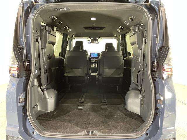 ヴォクシー Ｓ－Ｚ　禁煙車　純正ディスプレイオーディオナビ　Ｂｌｕｅｔｏｏｔｈ　バックカメラ　前後ドライブレコーダー　トヨタセーフティセンス　衝突軽減システム　レーンキープアシスト　オートハイビーム　前後コーナーセンサー（27枚目）