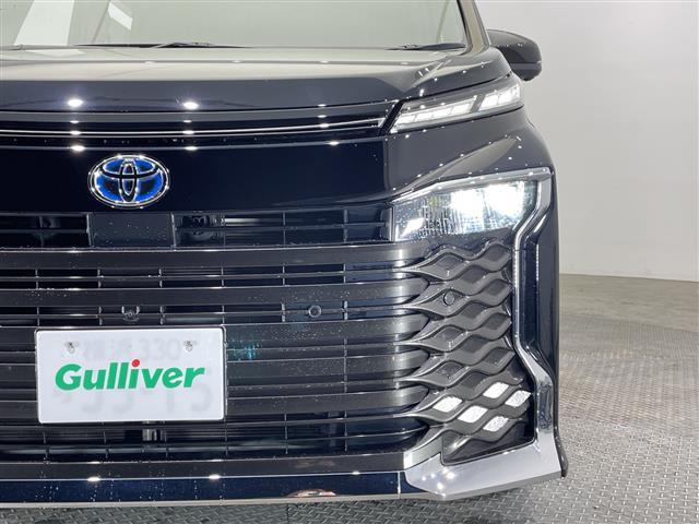 ヴォクシー ハイブリッドＳ－Ｚ　禁煙車　純正ナビ　フルセグＴＶ　Ｂｌｕｅｔｏｏｔｈ　全方位カメラ　バックカメラ　１００Ｖ電源　パーキングアシスト　トヨタセーフティセンス　衝突軽減システム　オートクルーズコントロール　オートハイビーム（35枚目）
