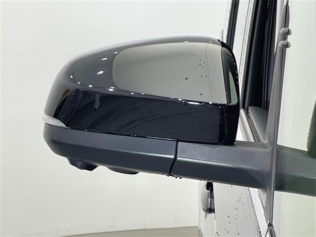 ヴォクシー ハイブリッドＳ－Ｚ　禁煙車　純正ナビ　フルセグＴＶ　Ｂｌｕｅｔｏｏｔｈ　全方位カメラ　バックカメラ　１００Ｖ電源　パーキングアシスト　トヨタセーフティセンス　衝突軽減システム　オートクルーズコントロール　オートハイビーム（36枚目）