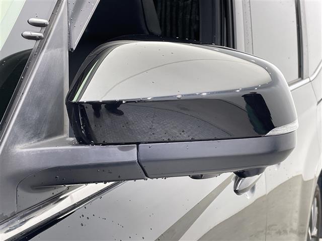 ヴォクシー ハイブリッドＳ－Ｚ　禁煙車　純正ナビ　フルセグＴＶ　Ｂｌｕｅｔｏｏｔｈ　全方位カメラ　バックカメラ　１００Ｖ電源　パーキングアシスト　トヨタセーフティセンス　衝突軽減システム　オートクルーズコントロール　オートハイビーム（37枚目）