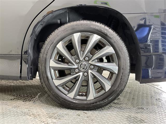 ヴォクシー ハイブリッドＳ－Ｚ　禁煙車　純正ナビ　フルセグＴＶ　Ｂｌｕｅｔｏｏｔｈ　全方位カメラ　バックカメラ　１００Ｖ電源　パーキングアシスト　トヨタセーフティセンス　衝突軽減システム　オートクルーズコントロール　オートハイビーム（39枚目）