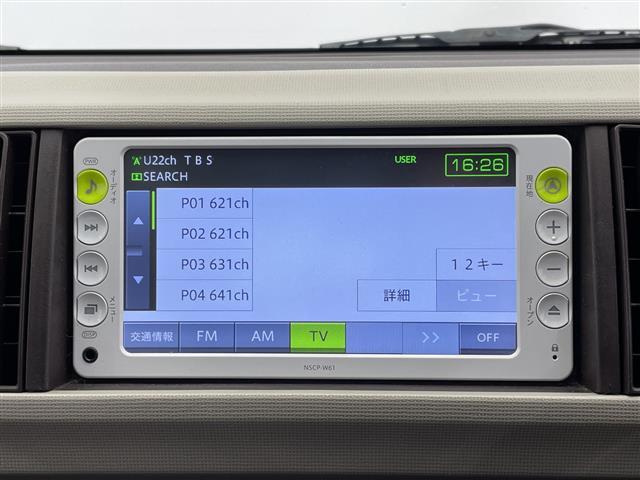 パッソ プラスハナ SDナビ AM FM CD ワンセグTV バックカメラ ナノイー ベンチシート 横滑り防止装置 フォグランプ スマートキー 電動格納ミラー 純正フロアマット(3枚目)