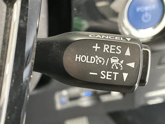 プリウス Ｓツーリングセレクション　禁煙車　純正ナビ　Ｂｌｕｅｔｏｏｔｈ　ＵＳＢ　全方位カメラ　バックカメラ　トヨタセーフティセンス　レーダークルーズコントロール　前後コーナーセンサー　ＥＴＣ２．０　シートヒーター　合皮シート（11枚目）