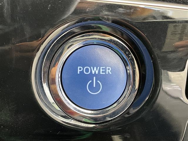 プリウス Ｓツーリングセレクション　禁煙車　純正ナビ　Ｂｌｕｅｔｏｏｔｈ　ＵＳＢ　全方位カメラ　バックカメラ　トヨタセーフティセンス　レーダークルーズコントロール　前後コーナーセンサー　ＥＴＣ２．０　シートヒーター　合皮シート（12枚目）