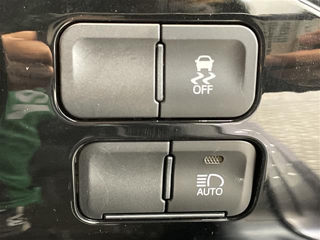 プリウス Ｓツーリングセレクション　禁煙車　純正ナビ　Ｂｌｕｅｔｏｏｔｈ　ＵＳＢ　全方位カメラ　バックカメラ　トヨタセーフティセンス　レーダークルーズコントロール　前後コーナーセンサー　ＥＴＣ２．０　シートヒーター　合皮シート（17枚目）