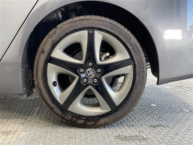 プリウス Ｓツーリングセレクション　禁煙車　純正ナビ　Ｂｌｕｅｔｏｏｔｈ　ＵＳＢ　全方位カメラ　バックカメラ　トヨタセーフティセンス　レーダークルーズコントロール　前後コーナーセンサー　ＥＴＣ２．０　シートヒーター　合皮シート（34枚目）