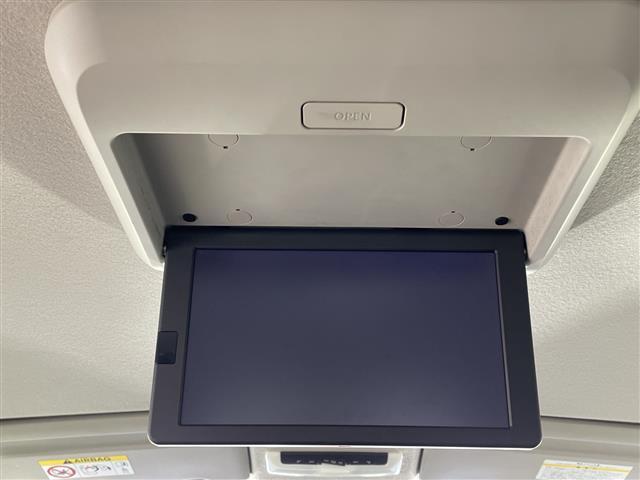 セレナ ライダー ワンオーナー 純正ナビ フルセグTV Bluetooth アラウンドビューモニター ETC ドラレコ 禁煙車 純正フリップダウンモニター オートライト LEDヘッドライト 純正アルミホイール(2枚目)