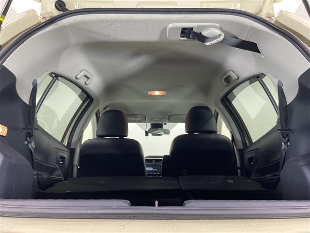 アクア クロスオーバー 純正ナビ フルセグTV Bluetooth バックカメラ コーナーセンサー ビルトインETC2.0 前方ドラレコ ハーフレザーシート シートヒーター ルーフレール オートライト 純正フロアマット(26枚目)