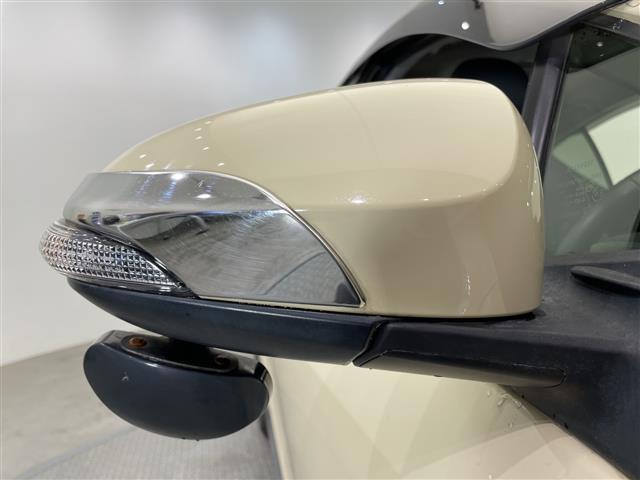 アクア クロスオーバー 純正ナビ フルセグTV Bluetooth バックカメラ コーナーセンサー ビルトインETC2.0 前方ドラレコ ハーフレザーシート シートヒーター ルーフレール オートライト 純正フロアマット(36枚目)