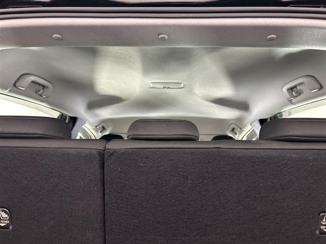 プリウス S 禁煙車 純正ナビ Bluetooth AUX トヨタセーフティセンス プリクラッシュ レーンキープアシスト レーダークルーズコントロール オートハイビーム AC100V充電 スペアキー ETC(29枚目)