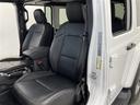 サハラ　ワンオーナー　純正ナビ　フルセグＴＶ　Ｂｌｕｅｔｏｏｔｈ　禁煙車　ＥＴＣ　ステアリングヒーター　オートライト　ＬＥＤヘッドライト　純正アルミホイール　フロアマット　アイドリングストップ　スマートキー（21枚目）