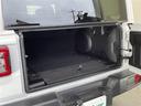 サハラ　ワンオーナー　純正ナビ　フルセグＴＶ　Ｂｌｕｅｔｏｏｔｈ　禁煙車　ＥＴＣ　ステアリングヒーター　オートライト　ＬＥＤヘッドライト　純正アルミホイール　フロアマット　アイドリングストップ　スマートキー（41枚目）