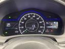 ノート e-パワー B ナビ CD フルセグTV デジタルインナーミラー 禁煙車 全方位カメラ コーナーセンサー ETC オートライト 横滑り防止機能 スマートキー プッシュスタート 電動格納ミラー フロアマット(7枚目)
