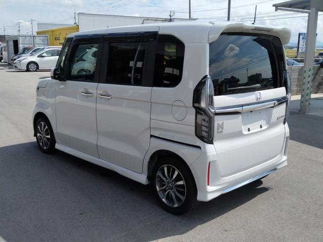 Ｎ－ＢＯＸカスタム Ｌ　１２ヵ月走行距離無制限ＣＡＲＴＥＮＤＥＲ保証　Ｈｏｎｄａ　ＳＥＮＳＩＮＧ　オートリトラミラー　両側パワースライドドア　ナビ　テレビ　バックカメラ　ドライブレコーダー　ルーフコンソール（10枚目）