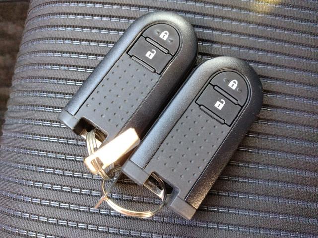 ムーヴ カスタム X VS SAIII 12ヵ月走行距離無制限CARTENDER保証 ナビ テレビ バックカメラ ETC ドライブレコーダー 純正ホイール プッシュスタート スマートキー DVD(16枚目)