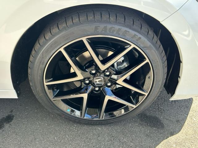 シビック EX バックカメラ クリアランスソナー オートクルーズコントロール レーンアシスト 衝突被害軽減システム アルミホイール LEDヘッドランプ スマートキー CVT 盗難防止システム 衝突安全ボディ ABS(15枚目)