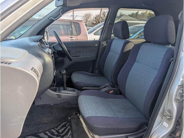 テリオスキッド ＣＬリミテッド　ルームクリーニング済み　修復歴なし　保証付き　ターボ車　Ｂｌｕｅｔｏｏｔ　テレビ　ナビ　エアコン　スマートキー　パワーウインドウ　フォグランプ（26枚目）