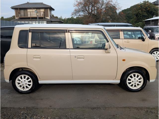 アルトラパン L ルームクリーニング済 修復歴無し ETC Bluetooth バックカメラ テレビ キーレス 集中ドアロック 丸目 マル目(6枚目)