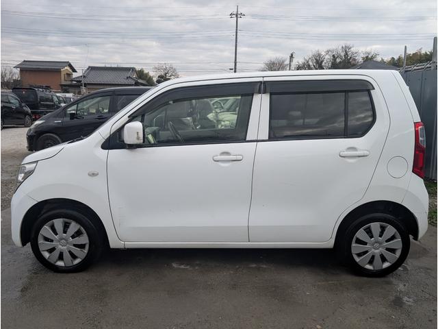 ワゴンＲ ＦＸ　ルームクリーニング済　テレビ　ナビ　オートエアコン　アイドリングストップ　バックカメラ　キーレス　パワーウインドウ（7枚目）