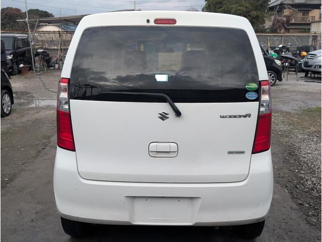 ワゴンＲ ＦＸ　ルームクリーニング済　テレビ　ナビ　オートエアコン　アイドリングストップ　バックカメラ　キーレス　パワーウインドウ（8枚目）