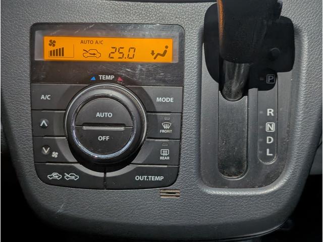 ワゴンＲ ＦＸ　ルームクリーニング済　テレビ　ナビ　オートエアコン　アイドリングストップ　バックカメラ　キーレス　パワーウインドウ（19枚目）