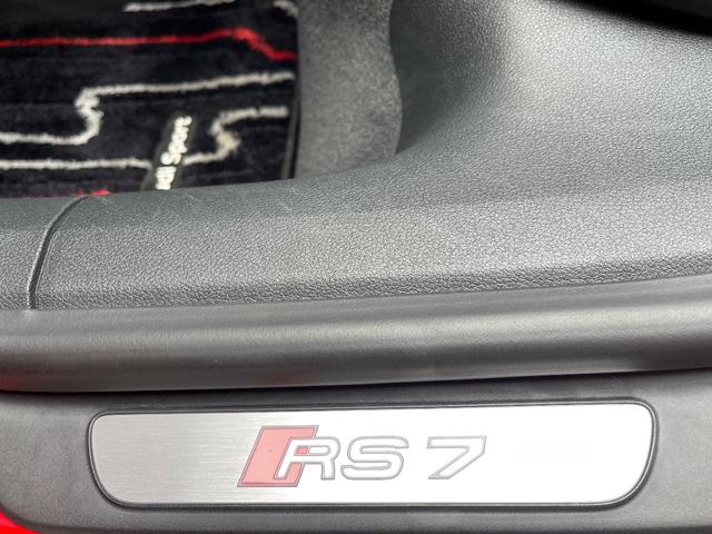 アウディ ＲＳ７スポーツバック