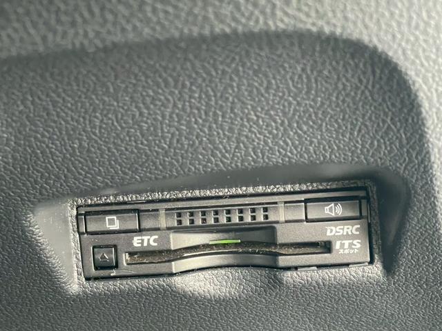 プリウス Ａ　修復歴なし　純正ナビ　フルセグ　Ｂｌｕｅｔｏｏｔｈ　衝突軽減ブレーキ　バックカメラ　アダプティブクルーズ　レーンアシスト　障害物センサー　レザーシート　プッシュスタート　ＥＴＣ　ＬＥＤヘッドライト（38枚目）