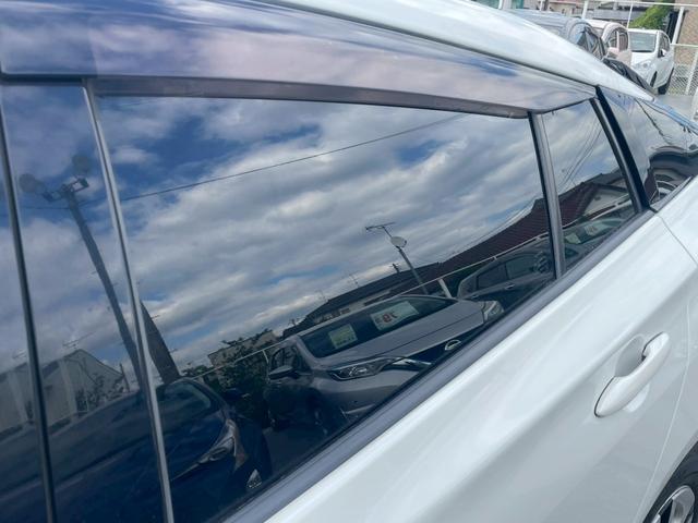 プリウス Ａ　修復歴なし　純正ナビ　フルセグ　Ｂｌｕｅｔｏｏｔｈ　衝突軽減ブレーキ　バックカメラ　アダプティブクルーズ　レーンアシスト　障害物センサー　レザーシート　プッシュスタート　ＥＴＣ　ＬＥＤヘッドライト（48枚目）