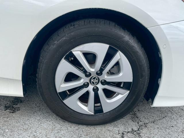 プリウス Ａ　修復歴なし　純正ナビ　フルセグ　Ｂｌｕｅｔｏｏｔｈ　衝突軽減ブレーキ　バックカメラ　アダプティブクルーズ　レーンアシスト　障害物センサー　レザーシート　プッシュスタート　ＥＴＣ　ＬＥＤヘッドライト（50枚目）