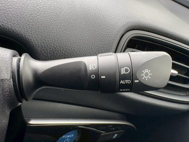プリウス ＳセーフティプラスＩＩ　修復歴なし　純正ナビ　フルセグ　Ｂｌｕｅｔｏｏｔｈ　セーフティセンス　衝突軽減ブレーキ　障害物センサー　バックカメラ　レーンアシスト　レーダークルーズ　ＬＥＤヘッドライト　ＥＴＣ　オートエアコン（33枚目）
