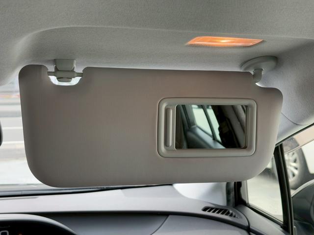 プリウス ＳセーフティプラスＩＩ　修復歴なし　純正ナビ　フルセグ　Ｂｌｕｅｔｏｏｔｈ　セーフティセンス　衝突軽減ブレーキ　障害物センサー　バックカメラ　レーンアシスト　レーダークルーズ　ＬＥＤヘッドライト　ＥＴＣ　オートエアコン（60枚目）