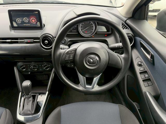 デミオ ＸＤ　修復歴なし　純正ナビ　Ｂｌｕｅｔｏｏｔｈ　衝突軽減ブレーキ　バックカメラ　スマートキー　プッシュスタート　ＥＴＣ　スペアキー　ドアバイザー　プライバシーガラス　アイドリングストップ　整備保証付（16枚目）
