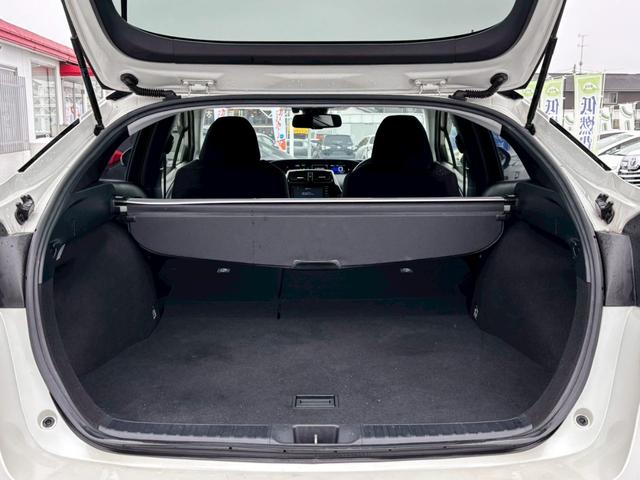 TOYOTA PRIUS S SAFETY PLUS