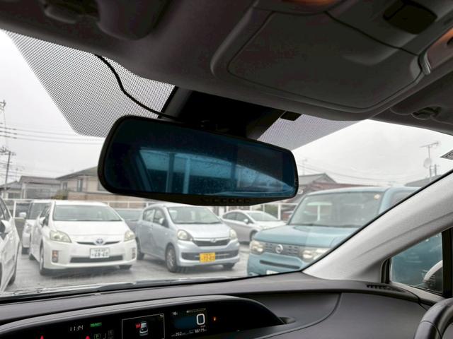 TOYOTA PRIUS S SAFETY PLUS