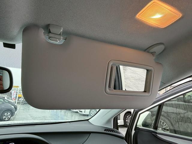 TOYOTA PRIUS S SAFETY PLUS