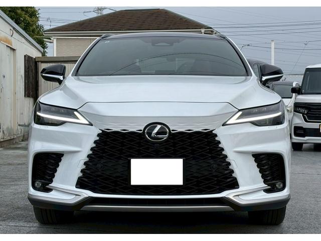 ＲＸ ＲＸ３５０　Ｆスポーツ　４ＷＤ　ターボ　パノラマルーフ　純正ナビ　Ｂｌｕｅｔｏｏｔｈ　ＥＴＣ２．０　レッドレザーシート　衝突軽減ブレーキ　障害物センサー　全周囲カメラ　アダプティブクルーズ　パワーバックドア　純正２１ＡＷ（13枚目）