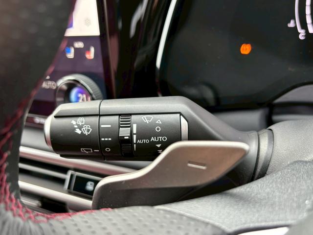 ＲＸ ＲＸ３５０　Ｆスポーツ　４ＷＤ　ターボ　パノラマルーフ　純正ナビ　Ｂｌｕｅｔｏｏｔｈ　ＥＴＣ２．０　レッドレザーシート　衝突軽減ブレーキ　障害物センサー　全周囲カメラ　アダプティブクルーズ　パワーバックドア　純正２１ＡＷ（28枚目）
