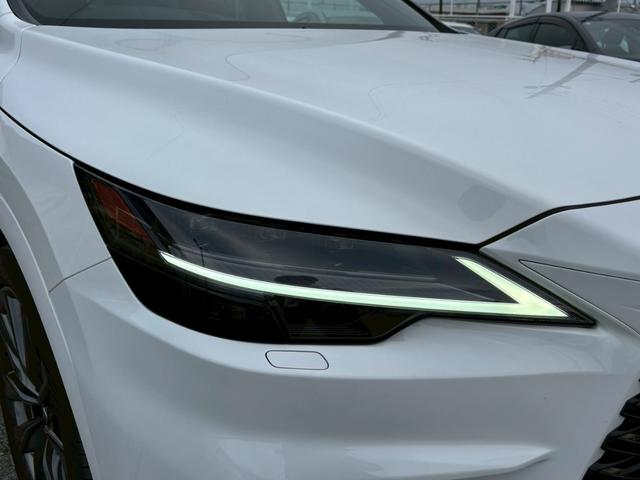 ＲＸ ＲＸ３５０　Ｆスポーツ　４ＷＤ　ターボ　パノラマルーフ　純正ナビ　Ｂｌｕｅｔｏｏｔｈ　ＥＴＣ２．０　レッドレザーシート　衝突軽減ブレーキ　障害物センサー　全周囲カメラ　アダプティブクルーズ　パワーバックドア　純正２１ＡＷ（38枚目）