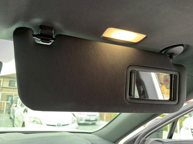 ＲＸ ＲＸ３５０　Ｆスポーツ　４ＷＤ　ターボ　パノラマルーフ　純正ナビ　Ｂｌｕｅｔｏｏｔｈ　ＥＴＣ２．０　レッドレザーシート　衝突軽減ブレーキ　障害物センサー　全周囲カメラ　アダプティブクルーズ　パワーバックドア　純正２１ＡＷ（55枚目）