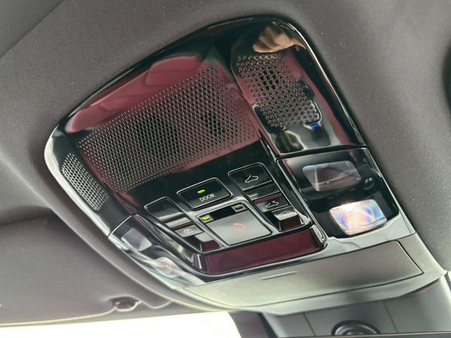 ＲＸ ＲＸ３５０　Ｆスポーツ　４ＷＤ　ターボ　パノラマルーフ　純正ナビ　Ｂｌｕｅｔｏｏｔｈ　ＥＴＣ２．０　レッドレザーシート　衝突軽減ブレーキ　障害物センサー　全周囲カメラ　アダプティブクルーズ　パワーバックドア　純正２１ＡＷ（57枚目）