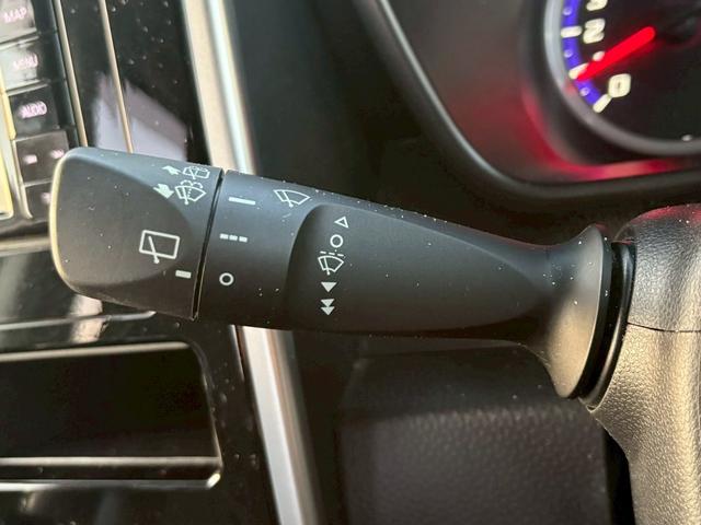 ルーミー カスタムG-T 修復歴なし ターボ ナビ フルセグ Bluetooth 衝突軽減ブレーキ 全周囲カメラ バックカメラ 後席モニター 両側パワースライドドア クルーズコントロール プッシュスタート シートヒーター(30枚目)