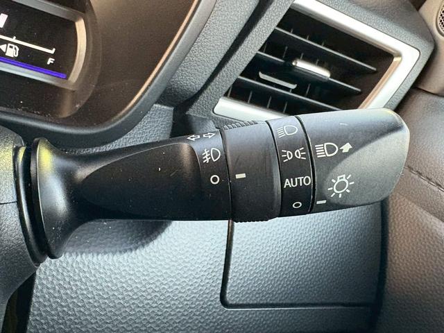 ルーミー カスタムG-T 修復歴なし ターボ ナビ フルセグ Bluetooth 衝突軽減ブレーキ 全周囲カメラ バックカメラ 後席モニター 両側パワースライドドア クルーズコントロール プッシュスタート シートヒーター(31枚目)