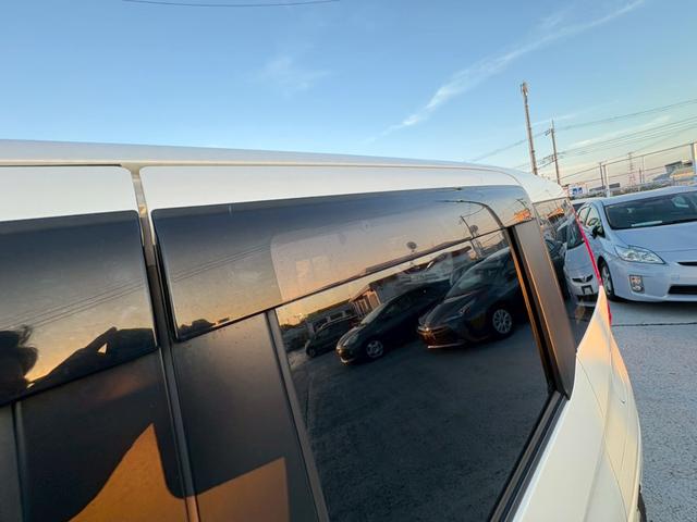 ルーミー カスタムG-T 修復歴なし ターボ ナビ フルセグ Bluetooth 衝突軽減ブレーキ 全周囲カメラ バックカメラ 後席モニター 両側パワースライドドア クルーズコントロール プッシュスタート シートヒーター(49枚目)