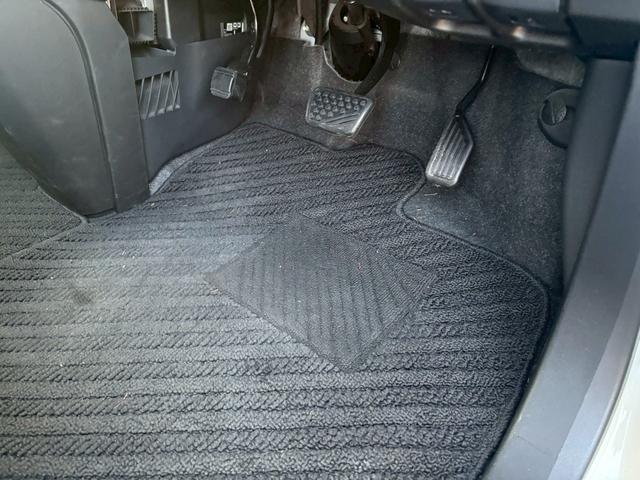 ルーミー カスタムG-T 修復歴なし ターボ ナビ フルセグ Bluetooth 衝突軽減ブレーキ 全周囲カメラ バックカメラ 後席モニター 両側パワースライドドア クルーズコントロール プッシュスタート シートヒーター(66枚目)