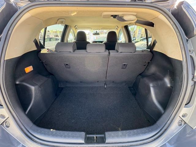 アクア S 修復歴なし 純正CDオーディオ アイドリングストップ スマートキー プッシュスタート 電動格納ミラー シートヒーター オートエアコン ドアバイザー プライバシーガラス 整備保証付(21枚目)