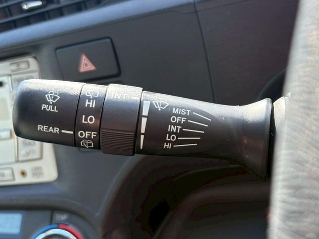 アクア S 修復歴なし 純正CDオーディオ アイドリングストップ スマートキー プッシュスタート 電動格納ミラー シートヒーター オートエアコン ドアバイザー プライバシーガラス 整備保証付(28枚目)