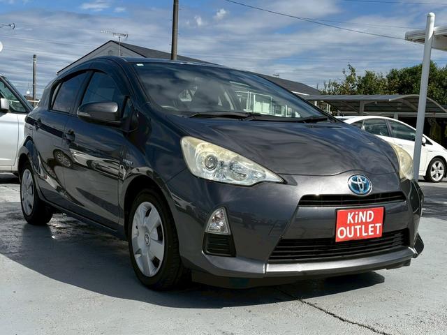 アクア S 修復歴なし 純正CDオーディオ アイドリングストップ スマートキー プッシュスタート 電動格納ミラー シートヒーター オートエアコン ドアバイザー プライバシーガラス 整備保証付(34枚目)