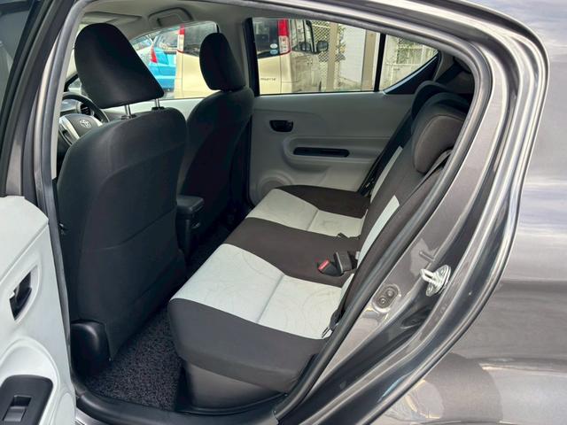 アクア Ｓ　修復歴なし　ワンオーナー　ナビ　フルセグ　Ｂｌｕｅｔｏｏｔｈ　バックカメラ　スマートキー　プッシュスタート　オートエアコン　ドアバイザー　プライバシーガラス　ウインカーミラー　アイドリングストップ（19枚目）